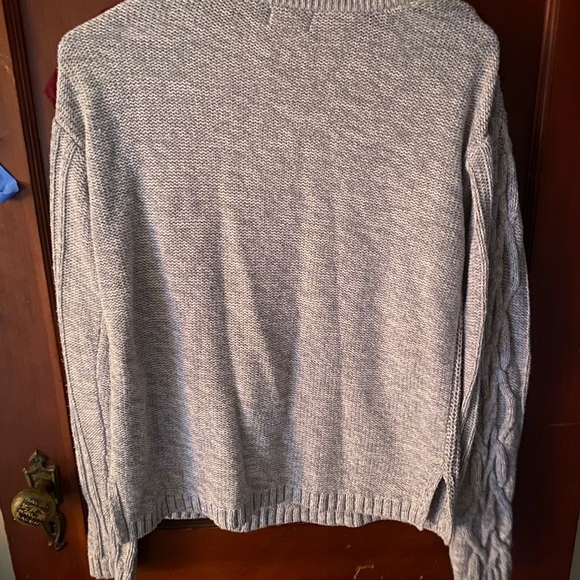 Old Navy sweater Gray Ladies Sweater - Picture 5 of 6